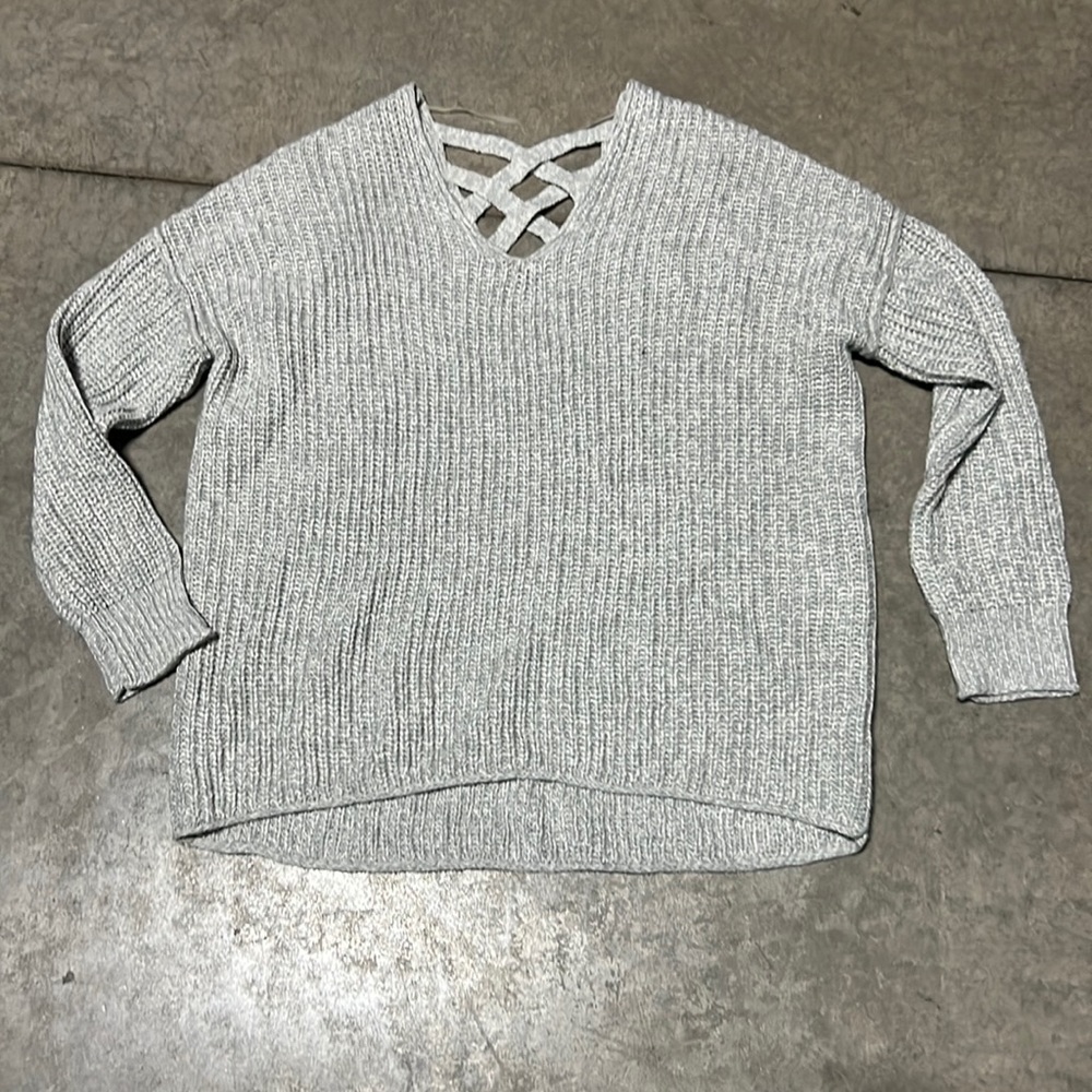 Women’s LN Mossimo grey sweater with detailed back size large